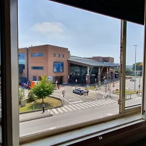 Гостевой дом Venice Airport Bed *****