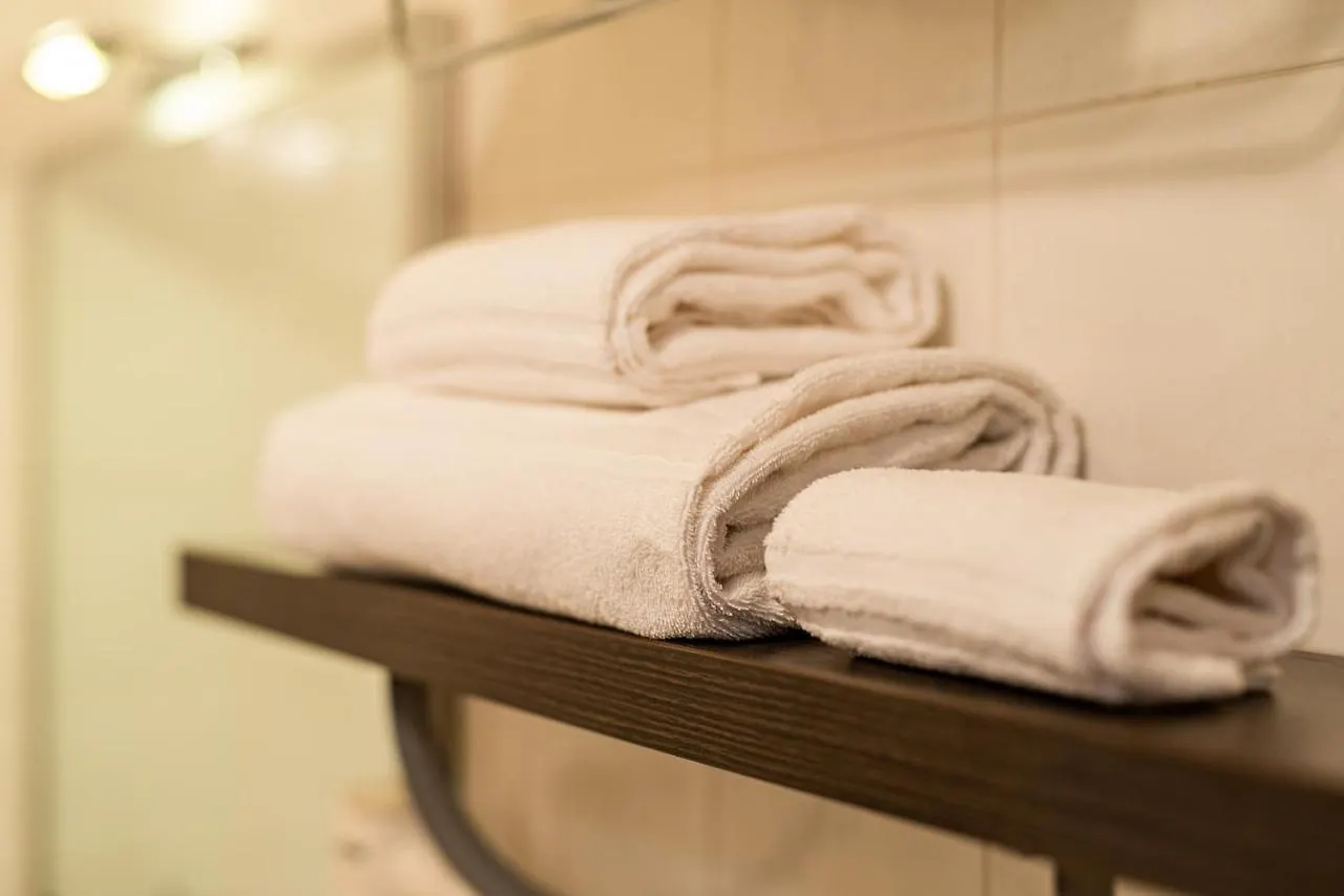 Small Hotel Royal Hotel Rc12 Padova 3*,